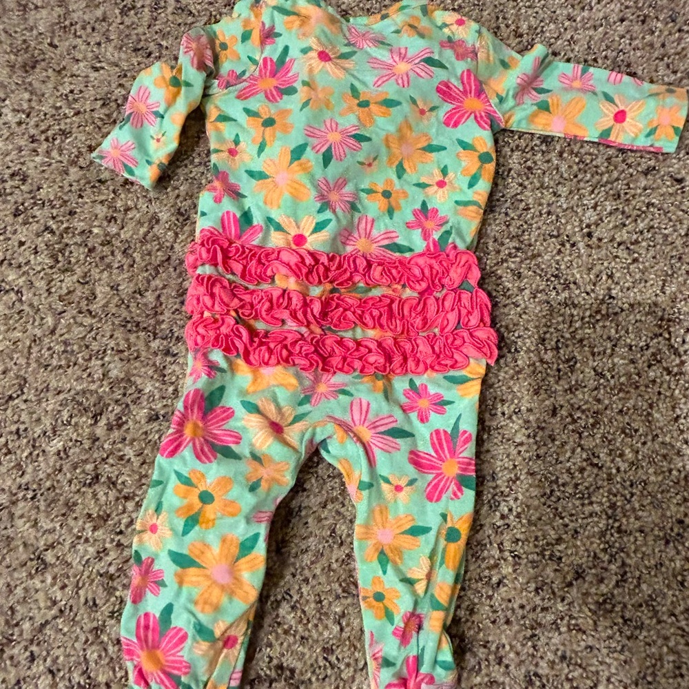 3-6 m rufflebutts sleeper